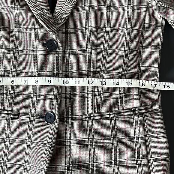 Max Mara Weekend Plaid Fitted Blazer - Picture 9 of 12
